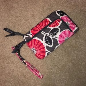 Vera Bradley 2 pocket wristlet